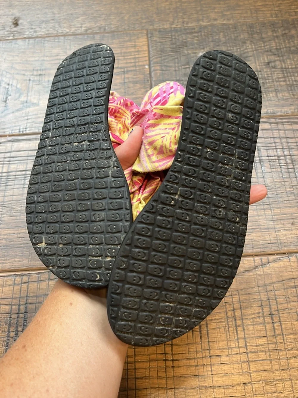 Sanuk yellow & pink tropical sandals